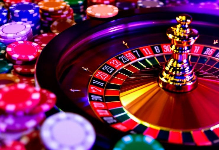 Draw results display showing winning numbers and payouts